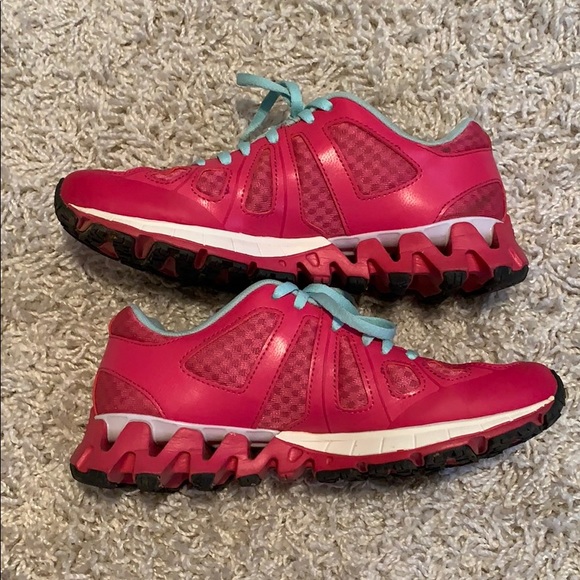 Reebok Running Shoes - Picture 2 of 8